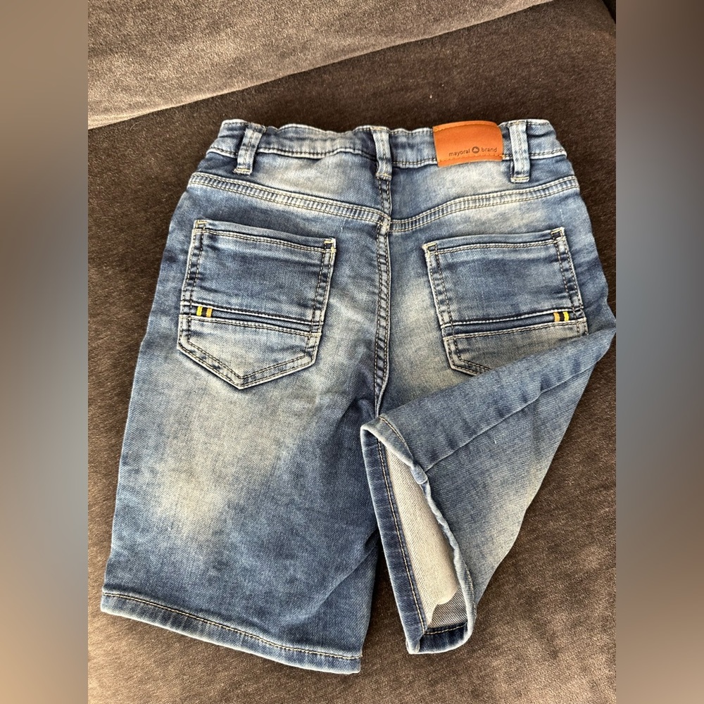 Mayoral Boys Jeans Denim Shorts Size 7 or 122cm Designed in Spain - Picture 3 of 10